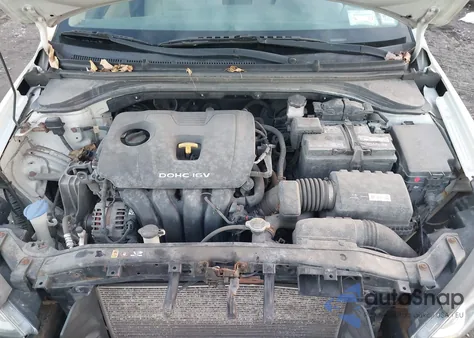 2017 Hyundai Elantra Se из США, поврежденный, VIN KMHD84LF3HU189910